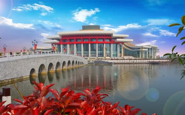 潜江曹禺大剧院